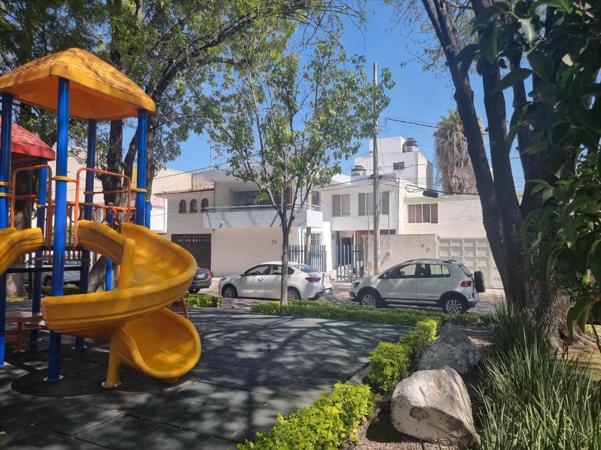 Residencia Ximatario Hotel Queretaro Exterior photo